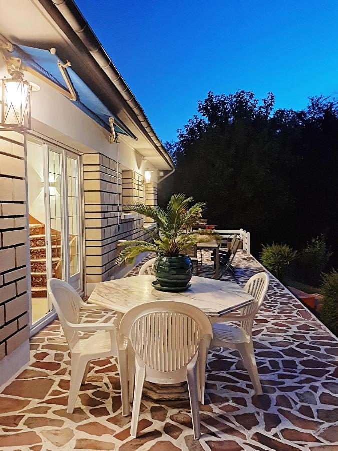 Villa Avec Piscine Proche Disneyland Et Paris Saint-Thibault-des-Vignes Εξωτερικό φωτογραφία