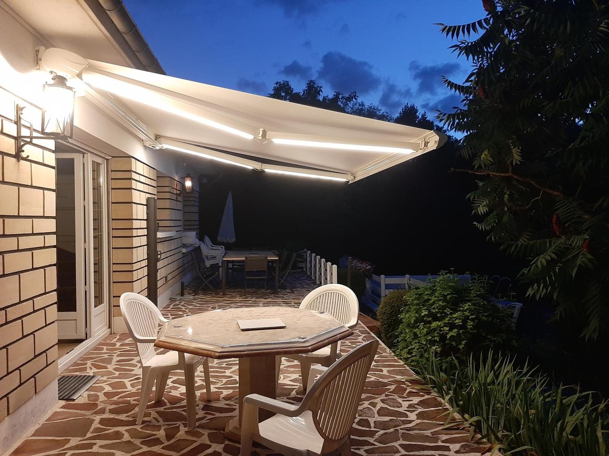 Villa Avec Piscine Proche Disneyland Et Paris Saint-Thibault-des-Vignes Εξωτερικό φωτογραφία